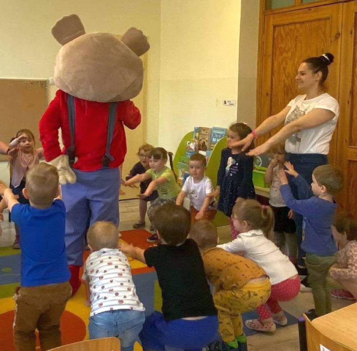 Zdjęcie w galerii na portalu naszraciborz.pl: Amnestia i rękodzieło - Tydzień Bibliotek w Rudach wiadomości z regionu