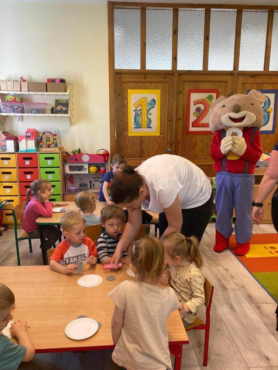 Zdjęcie w galerii na portalu naszraciborz.pl: Amnestia i rękodzieło - Tydzień Bibliotek w Rudach wiadomości z regionu
