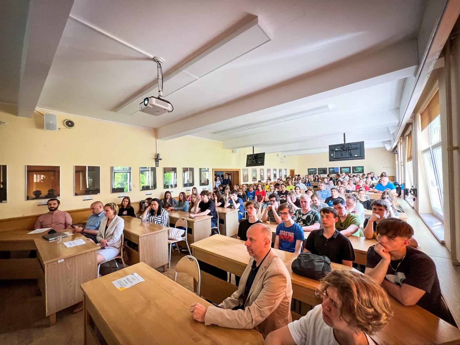 Zdjęcie w galerii na portalu naszraciborz.pl: Nie ulegajcie pokusie etatu. Dzień Przedsiębiorczości w raciborskiej uczelni [FOTO i WIDEO] wiadomości z regionu