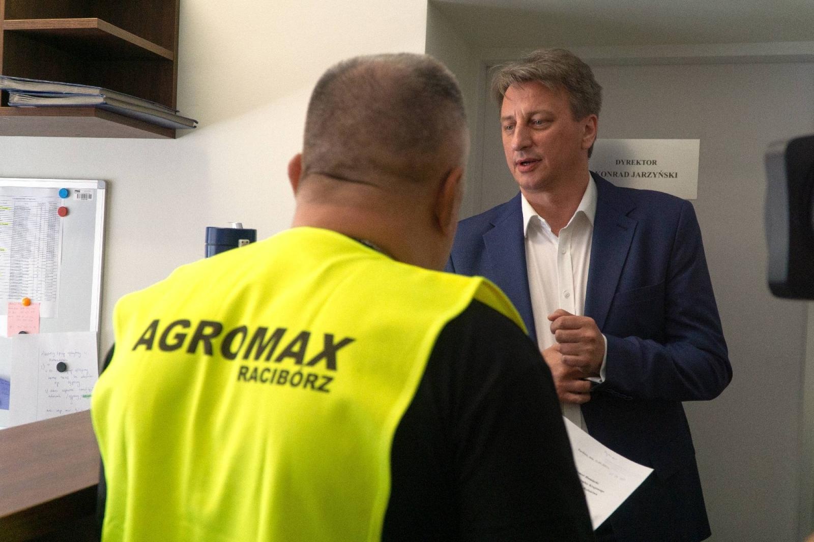 Zdjęcie w galerii na portalu naszraciborz.pl: Pracownicy Agromaxu protestowali w Częstochowie wiadomości z regionu