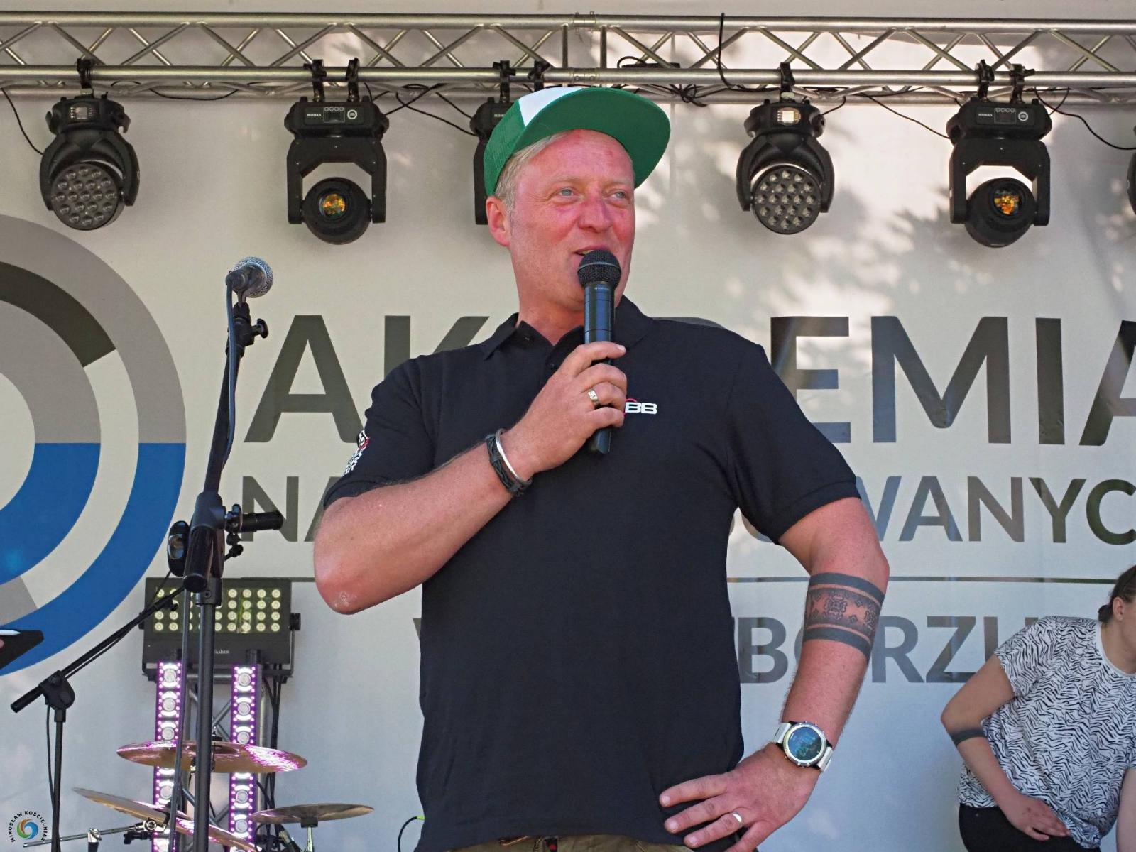 Zdjęcie w galerii na portalu naszraciborz.pl: Klucze do bram miasta w rękach żaków. Raciborskie Juwenalia na bulwarach wiadomości z regionu