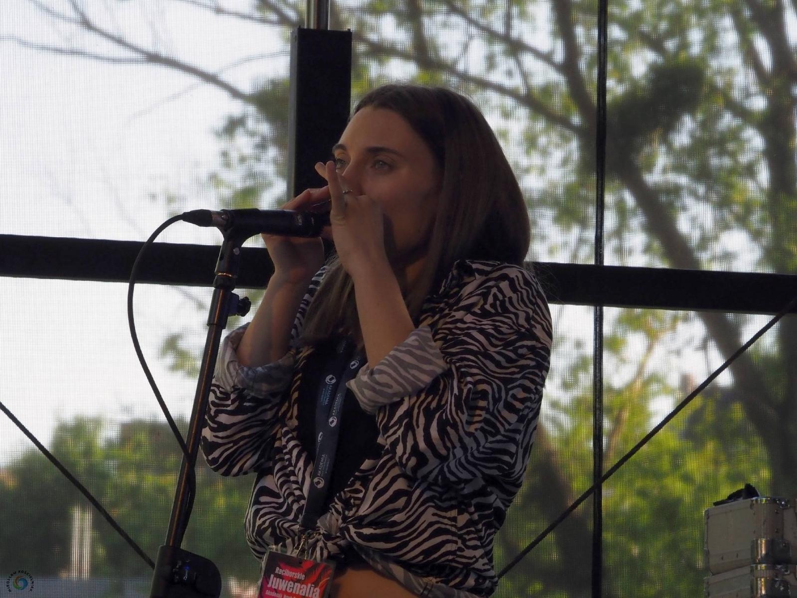 Zdjęcie w galerii na portalu naszraciborz.pl: Klucze do bram miasta w rękach żaków. Raciborskie Juwenalia na bulwarach wiadomości z regionu