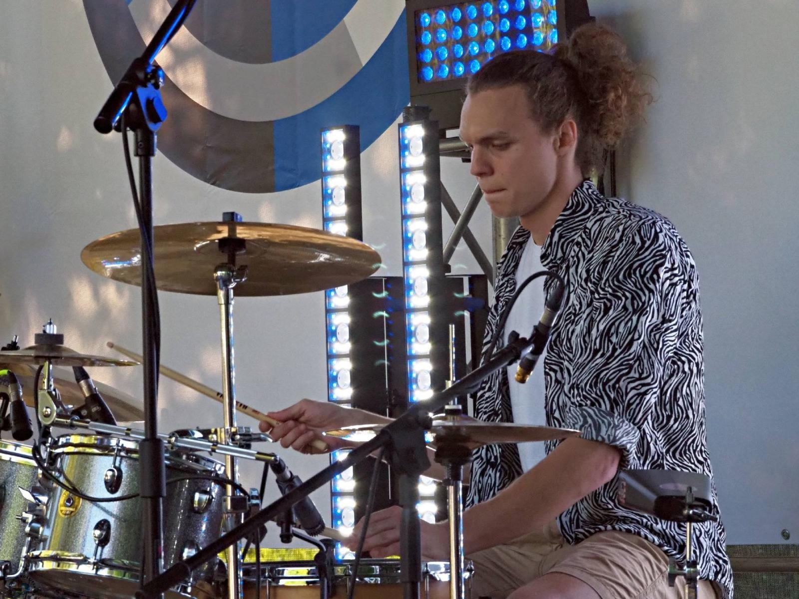 Zdjęcie w galerii na portalu naszraciborz.pl: Klucze do bram miasta w rękach żaków. Raciborskie Juwenalia na bulwarach wiadomości z regionu