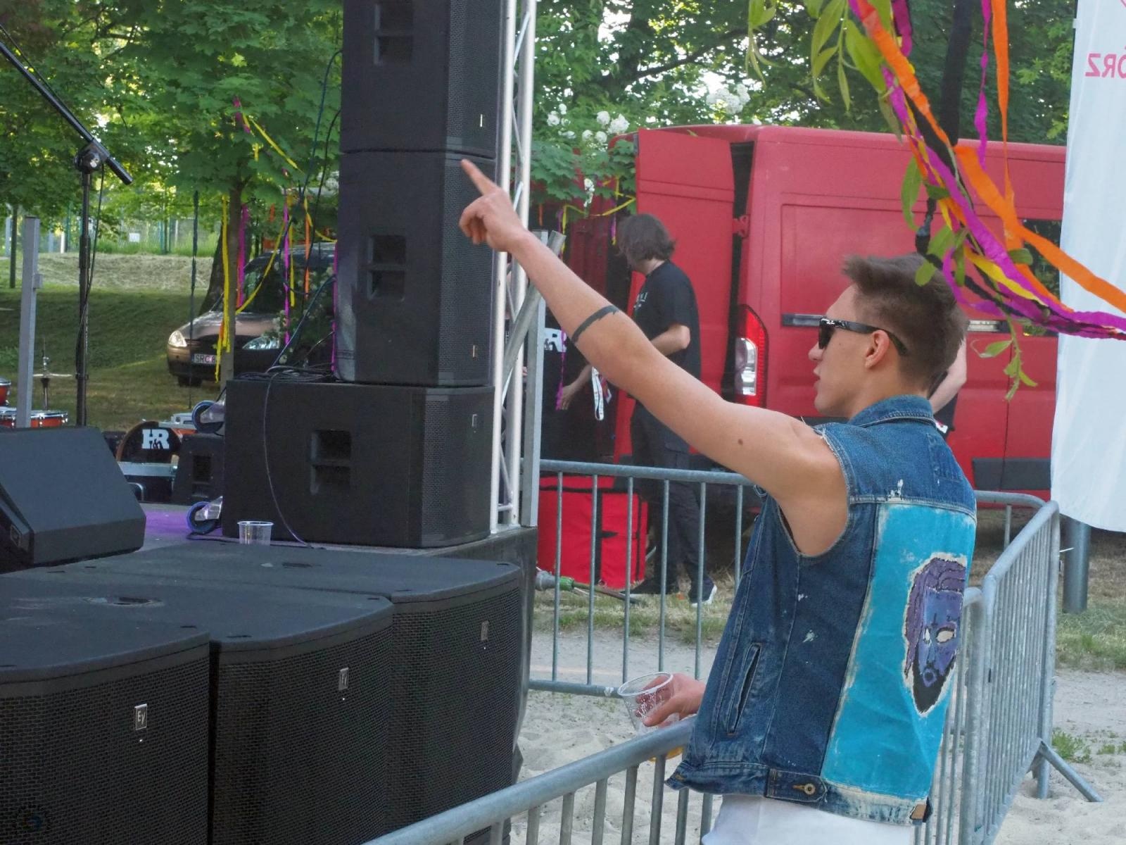 Zdjęcie w galerii na portalu naszraciborz.pl: Klucze do bram miasta w rękach żaków. Raciborskie Juwenalia na bulwarach wiadomości z regionu