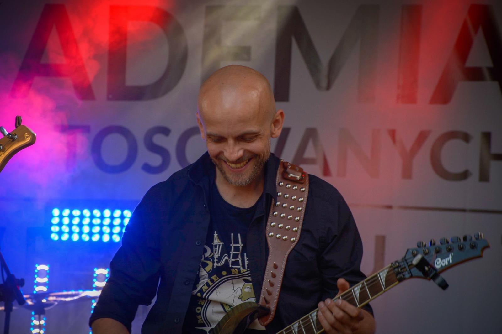 Zdjęcie w galerii na portalu naszraciborz.pl: Klucze do bram miasta w rękach żaków. Raciborskie Juwenalia na bulwarach wiadomości z regionu