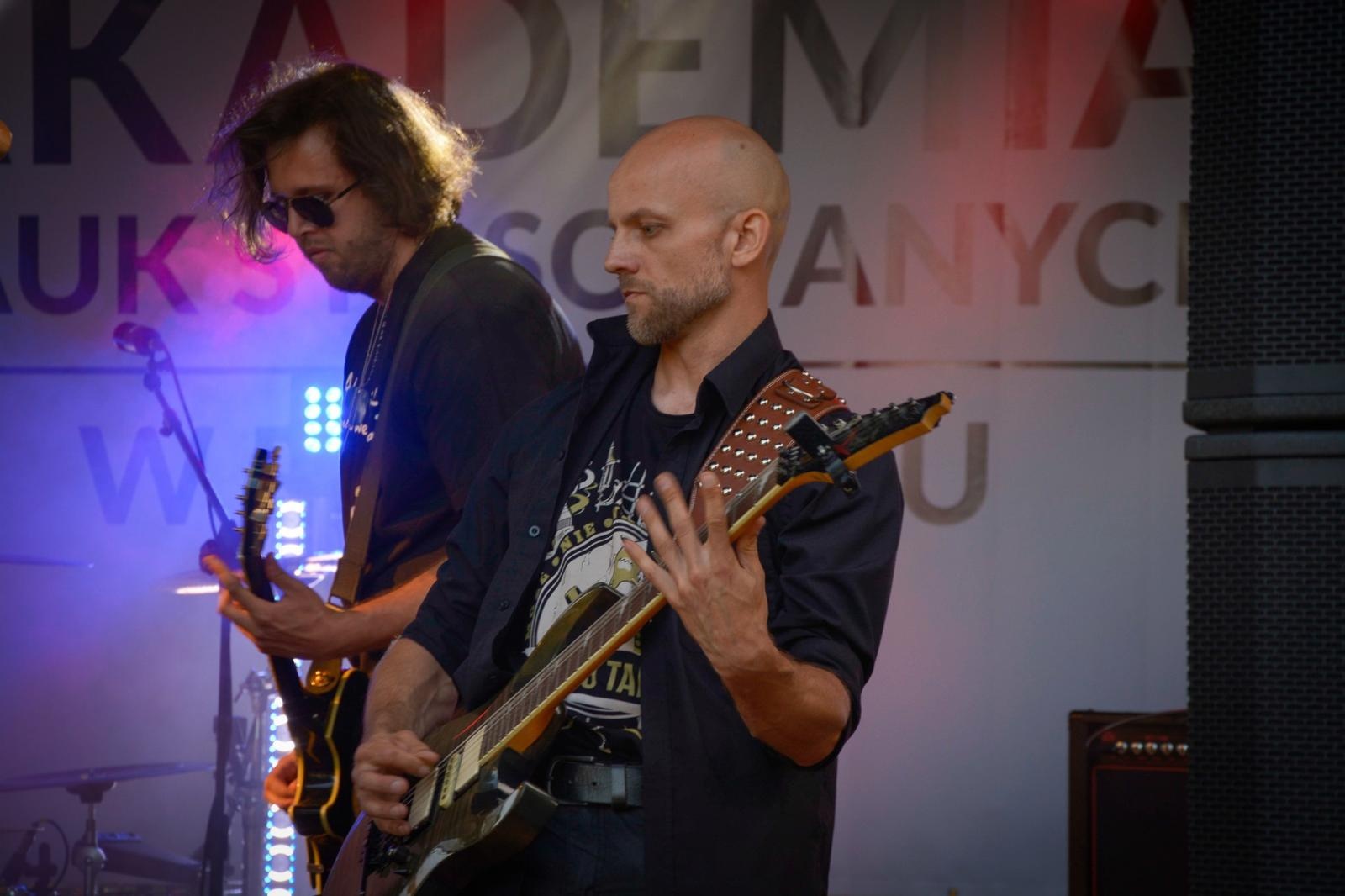 Zdjęcie w galerii na portalu naszraciborz.pl: Klucze do bram miasta w rękach żaków. Raciborskie Juwenalia na bulwarach wiadomości z regionu