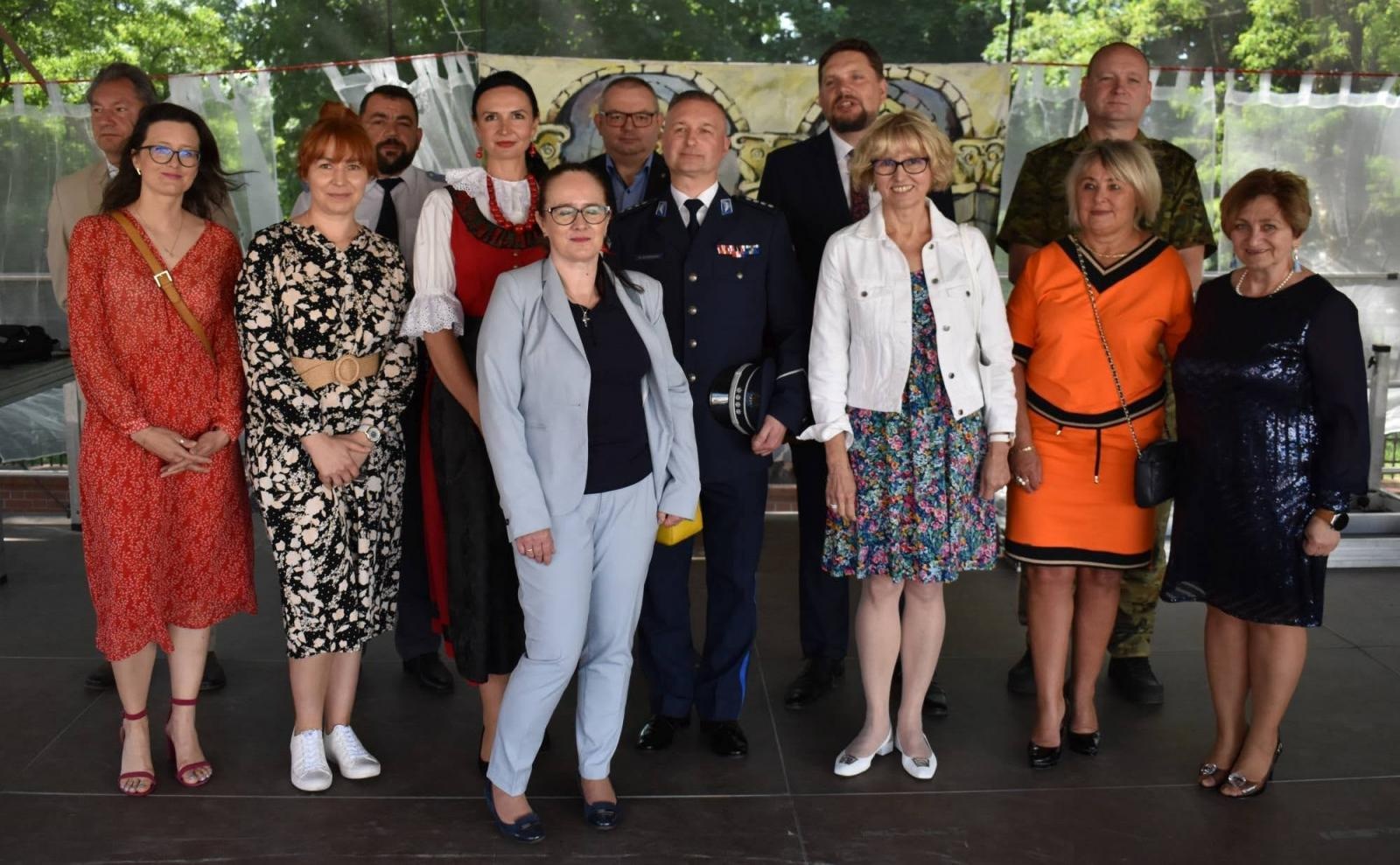 Zdjęcie w galerii na portalu naszraciborz.pl: Piknik integracyjny z okazji Dnia Dziecka na Zamku Piastowskim za nami wiadomości z regionu