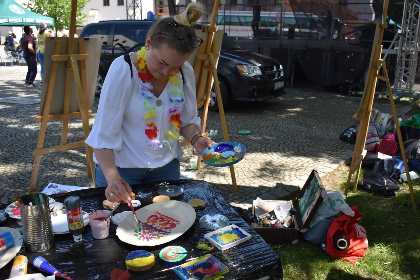 Zdjęcie w galerii na portalu naszraciborz.pl: Piknik integracyjny z okazji Dnia Dziecka na Zamku Piastowskim za nami wiadomości z regionu