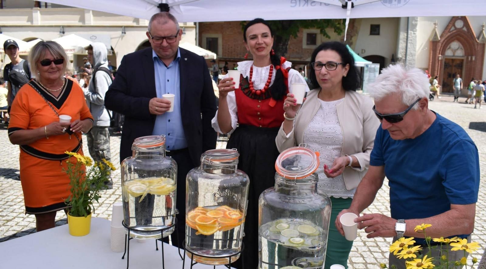 Zdjęcie w galerii na portalu naszraciborz.pl: Piknik integracyjny z okazji Dnia Dziecka na Zamku Piastowskim za nami wiadomości z regionu