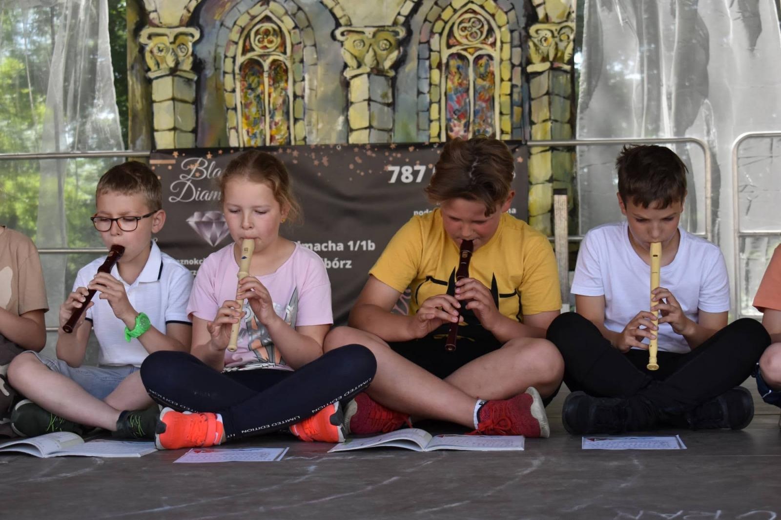 Zdjęcie w galerii na portalu naszraciborz.pl: Piknik integracyjny z okazji Dnia Dziecka na Zamku Piastowskim za nami wiadomości z regionu