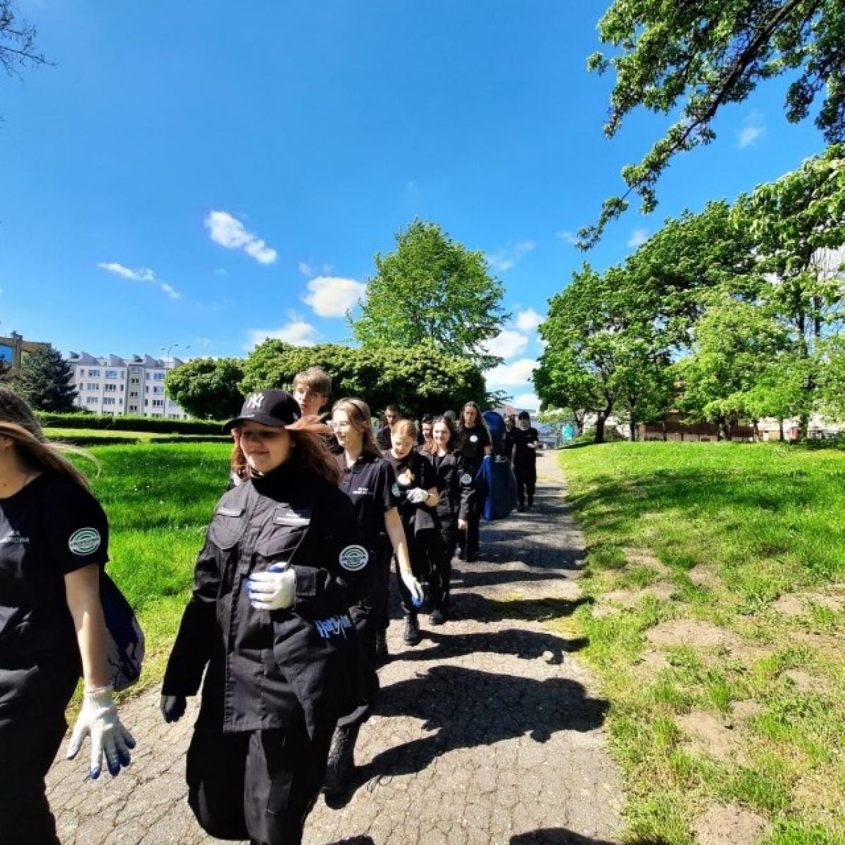 Zdjęcie w galerii na portalu naszraciborz.pl: Operacja Czysta Rzeka z udziałem Ekonomika wiadomości z regionu