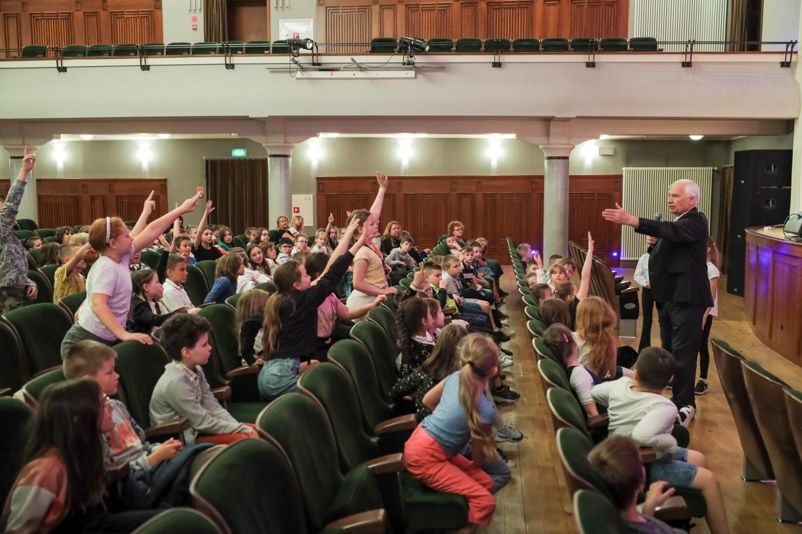 Zdjęcie w galerii na portalu naszraciborz.pl: Tuba - muzycznym bohaterem przedostatnich koncertów umuzykalniających wiadomości z regionu