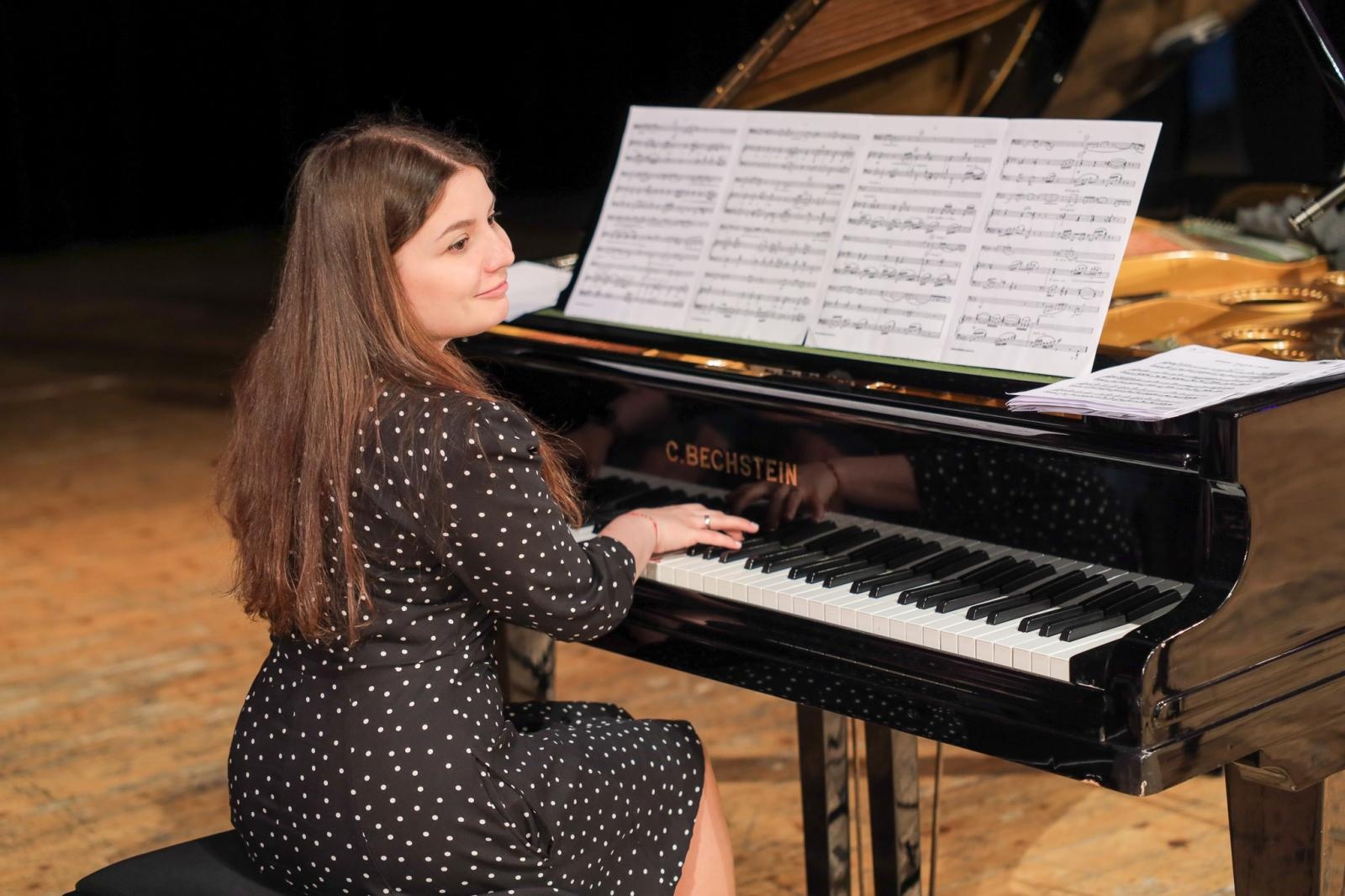 Zdjęcie w galerii na portalu naszraciborz.pl: Tuba - muzycznym bohaterem przedostatnich koncertów umuzykalniających wiadomości z regionu