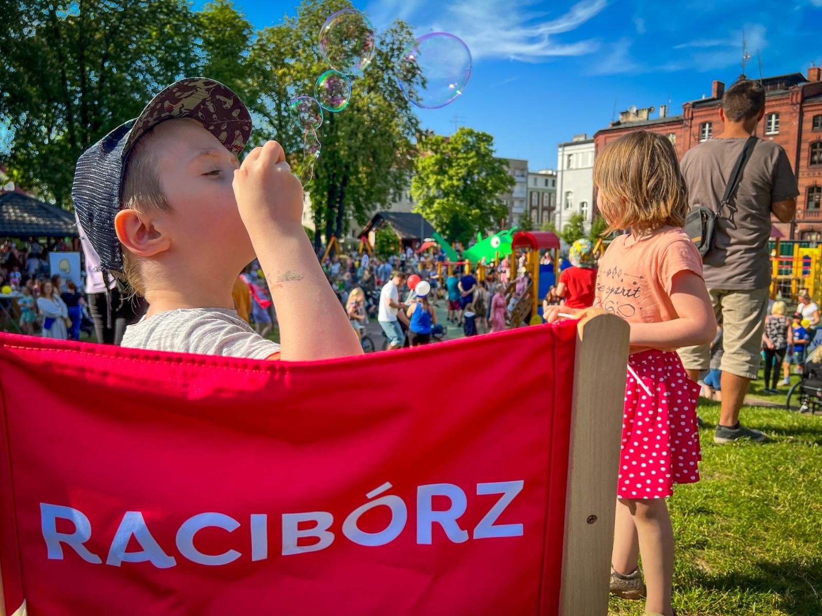 Zdjęcie w galerii na portalu naszraciborz.pl: Zakręcony Dzień Dziecka na Jordanie [FOTO i WIDEO] wiadomości z regionu
