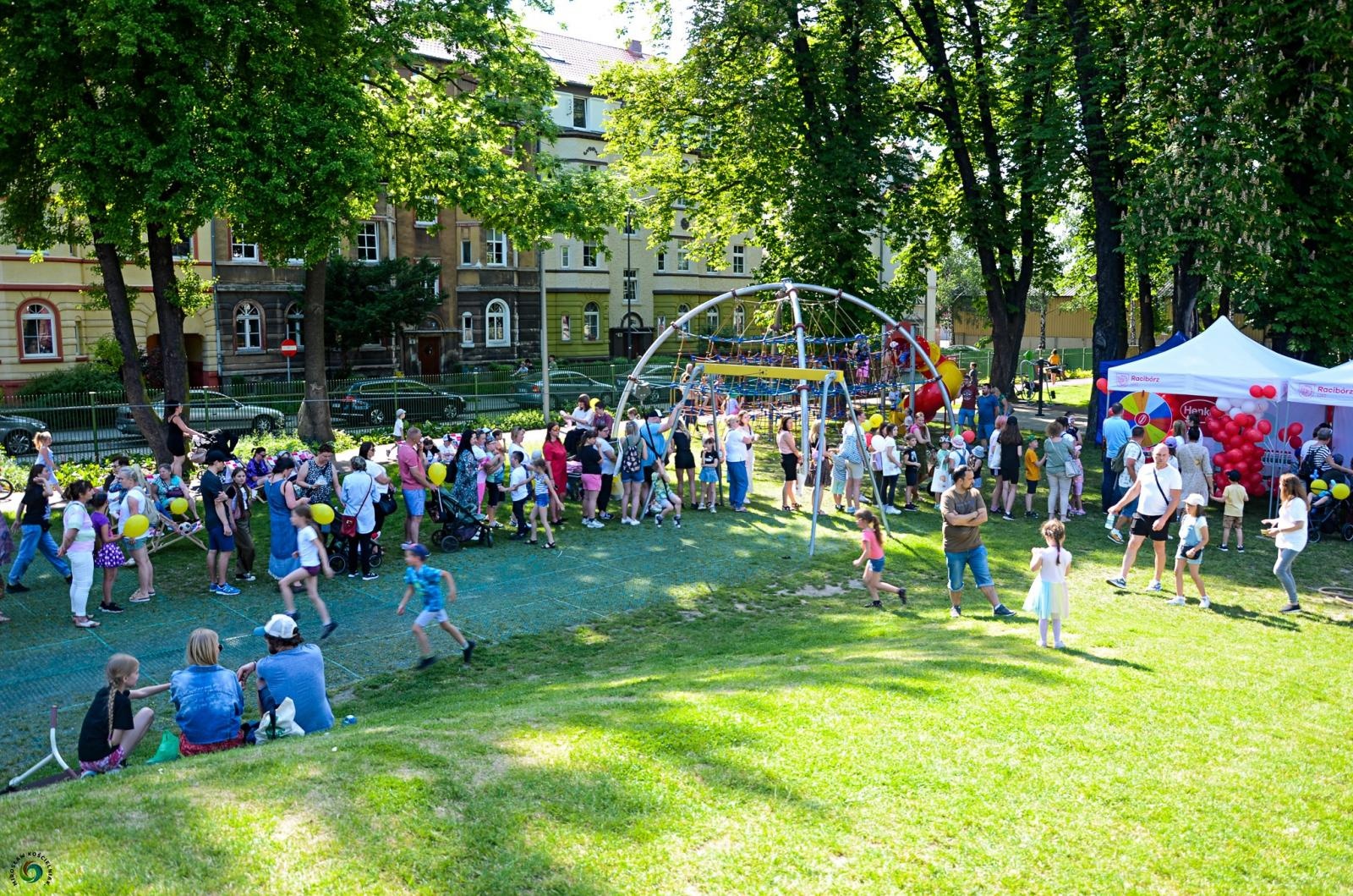 Zdjęcie w galerii na portalu naszraciborz.pl: Zakręcony Dzień Dziecka na Jordanie [FOTO i WIDEO] wiadomości z regionu