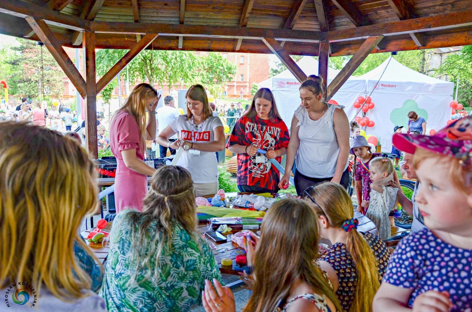 Zdjęcie w galerii na portalu naszraciborz.pl: Zakręcony Dzień Dziecka na Jordanie [FOTO i WIDEO] wiadomości z regionu