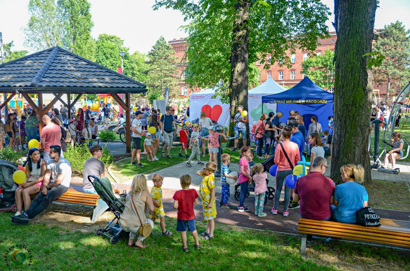 Zdjęcie w galerii na portalu naszraciborz.pl: Zakręcony Dzień Dziecka na Jordanie [FOTO i WIDEO] wiadomości z regionu