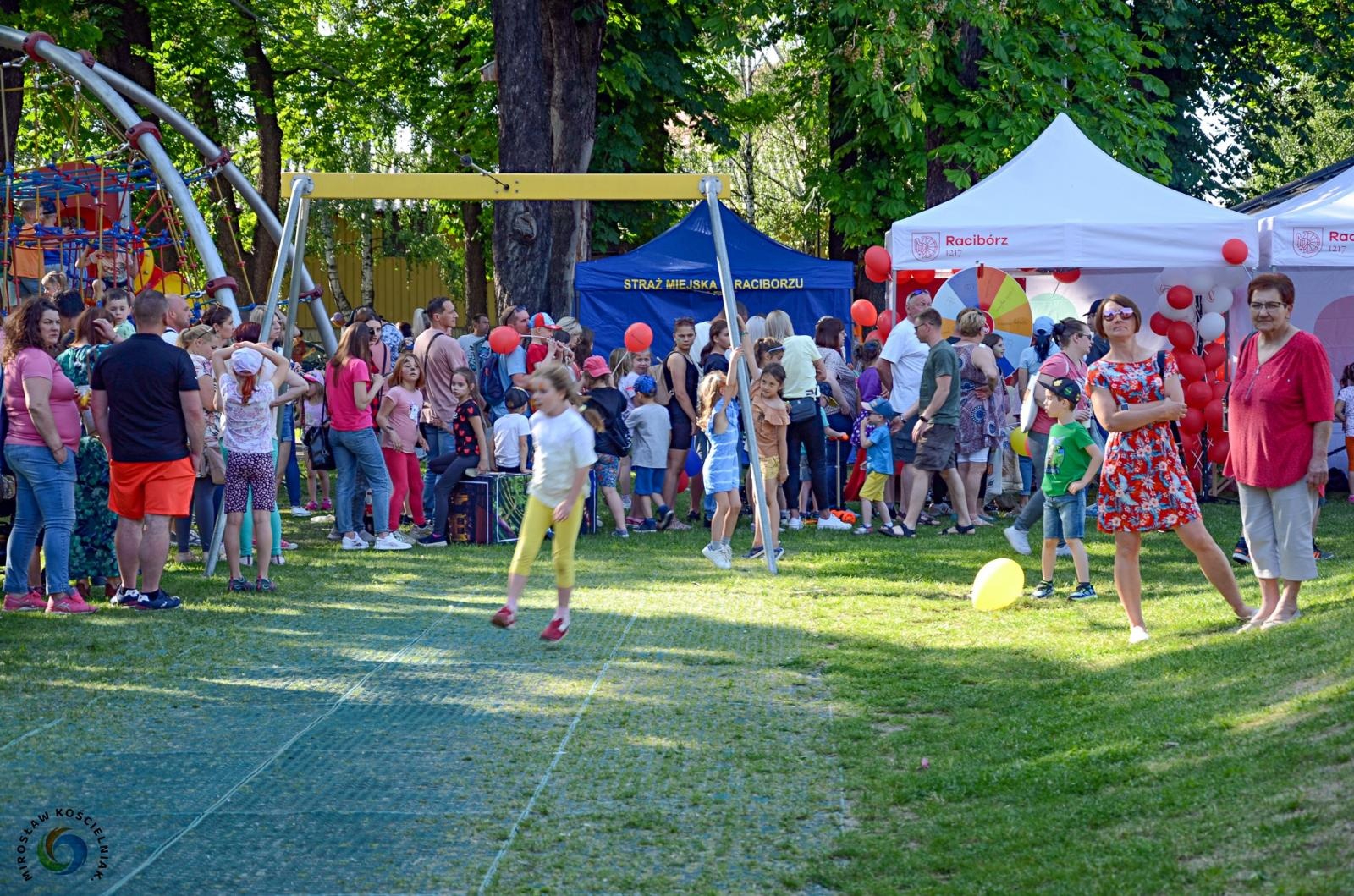 Zdjęcie w galerii na portalu naszraciborz.pl: Zakręcony Dzień Dziecka na Jordanie [FOTO i WIDEO] wiadomości z regionu