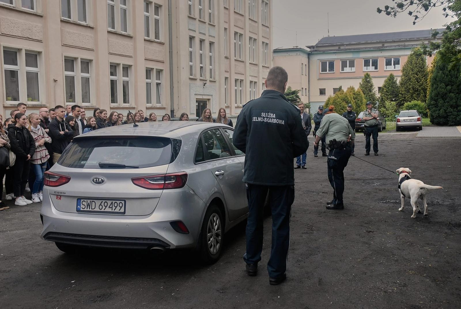 Zdjęcie w galerii na portalu naszraciborz.pl: Spotkanie z Krajową Administracją Skarbową w ANS wiadomości z regionu