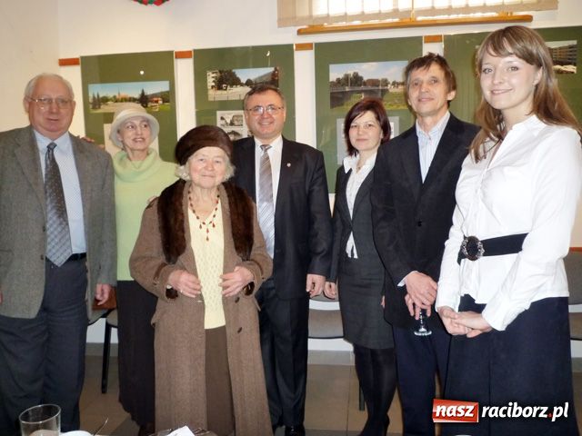 Zdjęcie w galerii na portalu naszraciborz.pl: Raciborska wystawa w Budapeszcie wiadomości z regionu