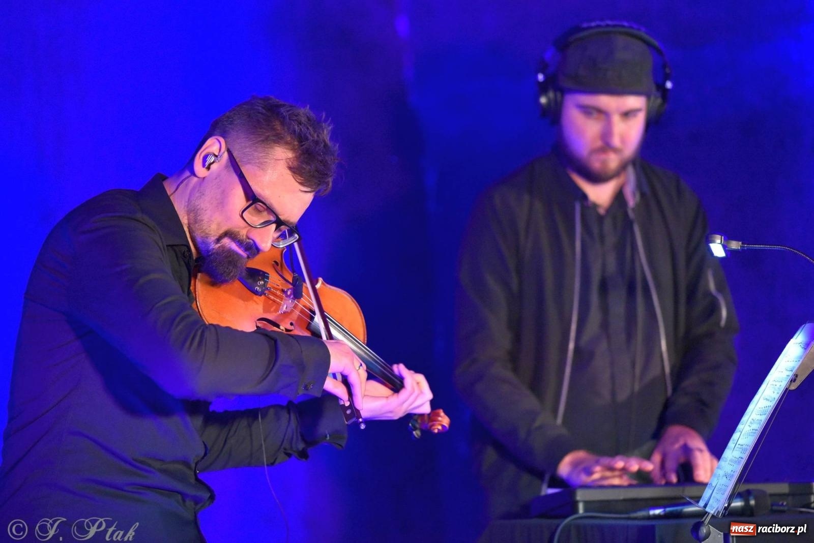 Zdjęcie w galerii na portalu naszraciborz.pl: SIDOR x S-AGE. Klasyka w elektronicznym brzmieniu w podziemiach wodociągów wiadomości z regionu