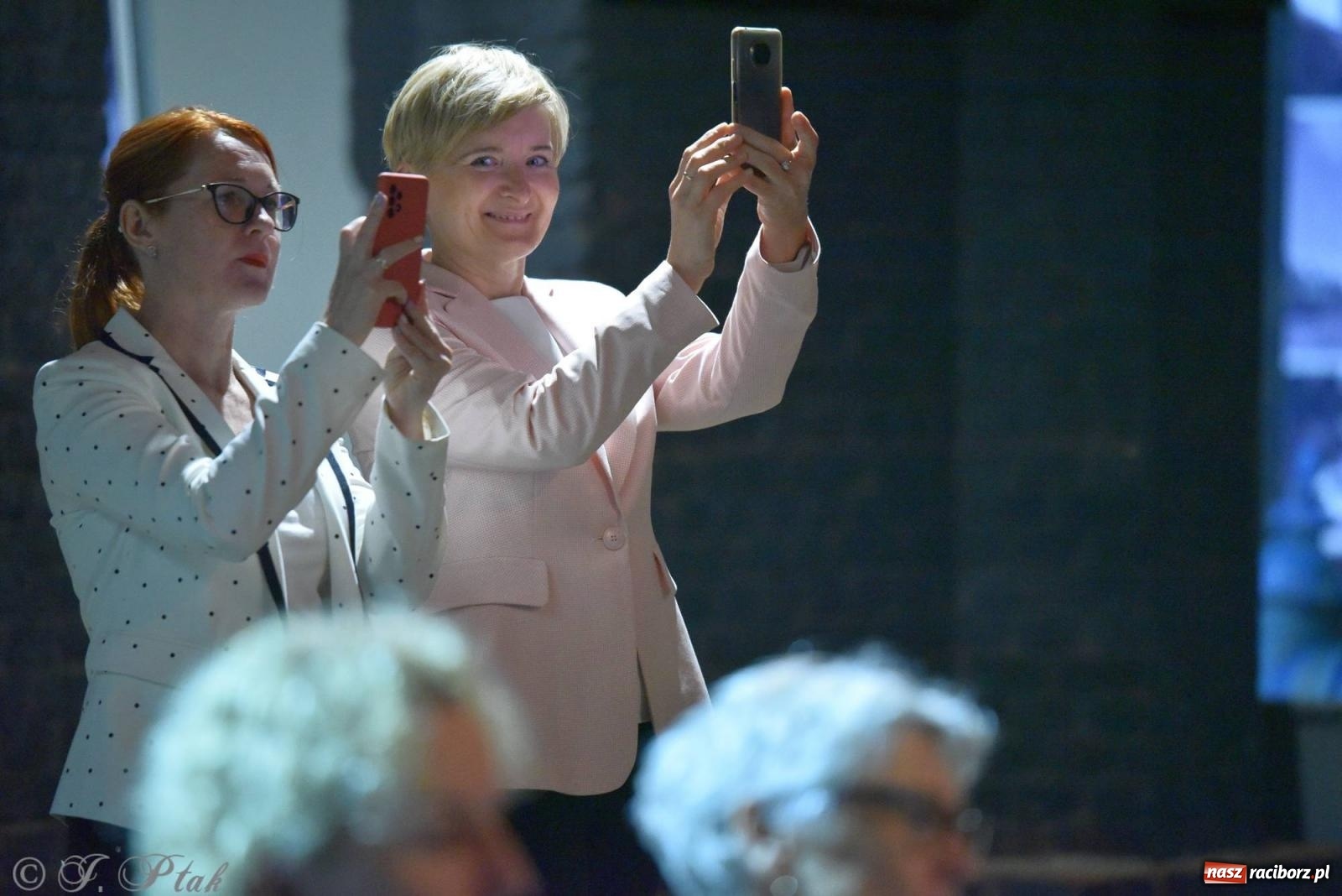 Zdjęcie w galerii na portalu naszraciborz.pl: SIDOR x S-AGE. Klasyka w elektronicznym brzmieniu w podziemiach wodociągów wiadomości z regionu