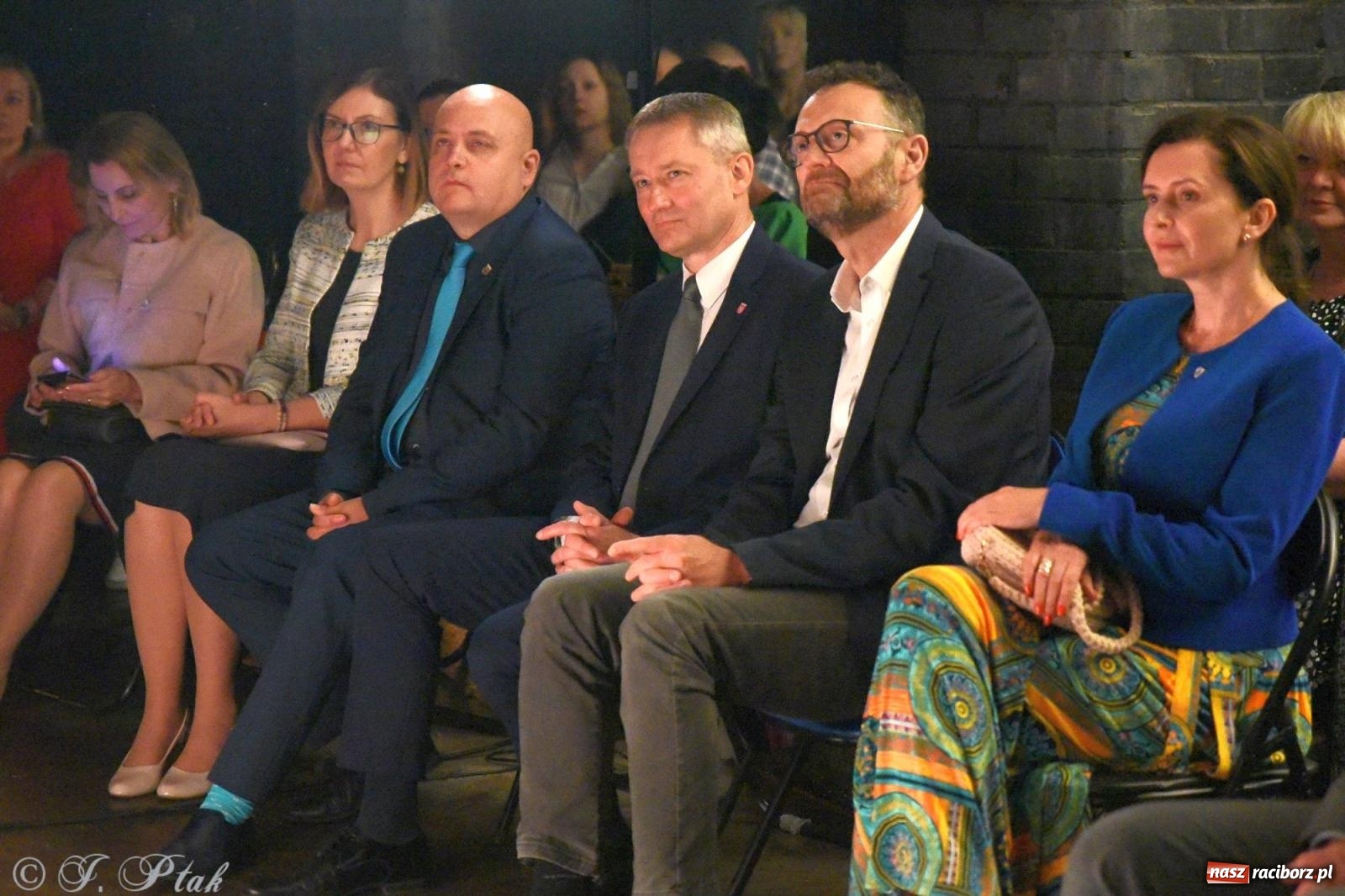 Zdjęcie w galerii na portalu naszraciborz.pl: SIDOR x S-AGE. Klasyka w elektronicznym brzmieniu w podziemiach wodociągów wiadomości z regionu