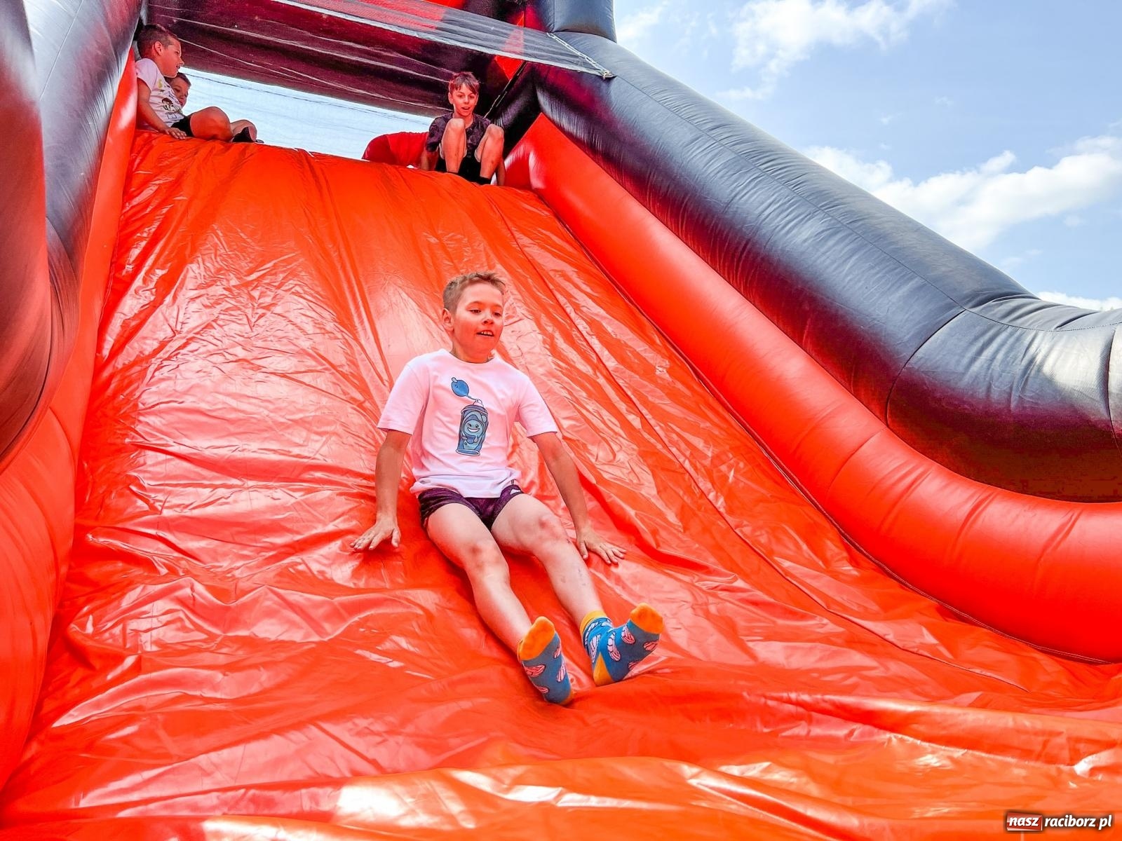 Zdjęcie w galerii na portalu naszraciborz.pl: Miasteczko Sportowe Młodych Mistrzów na Dni Raciborza wiadomości z regionu