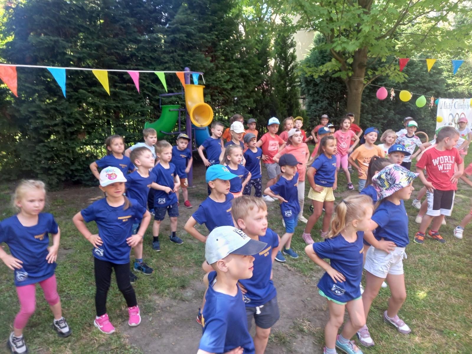 Zdjęcie w galerii na portalu naszraciborz.pl: Dzień Dziecka na Kochanowskiego wiadomości z regionu