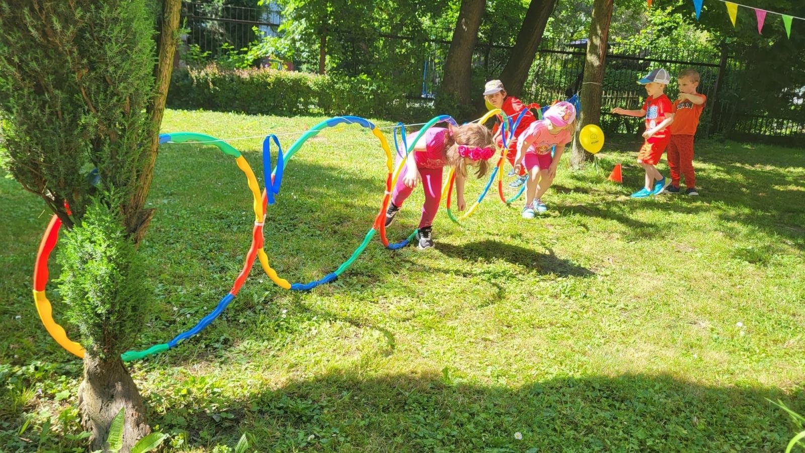 Zdjęcie w galerii na portalu naszraciborz.pl: Dzień Dziecka na Kochanowskiego wiadomości z regionu