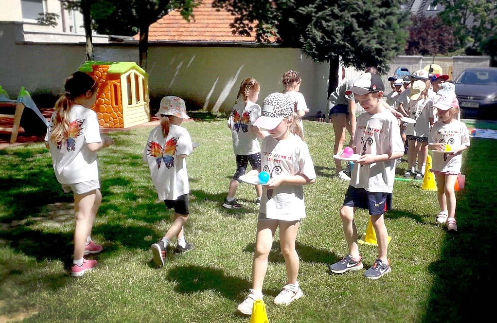 Zdjęcie w galerii na portalu naszraciborz.pl: Dzień Dziecka na Kochanowskiego wiadomości z regionu