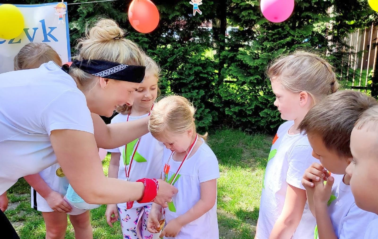 Zdjęcie w galerii na portalu naszraciborz.pl: Dzień Dziecka na Kochanowskiego wiadomości z regionu