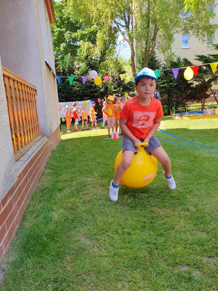 Zdjęcie w galerii na portalu naszraciborz.pl: Dzień Dziecka na Kochanowskiego wiadomości z regionu