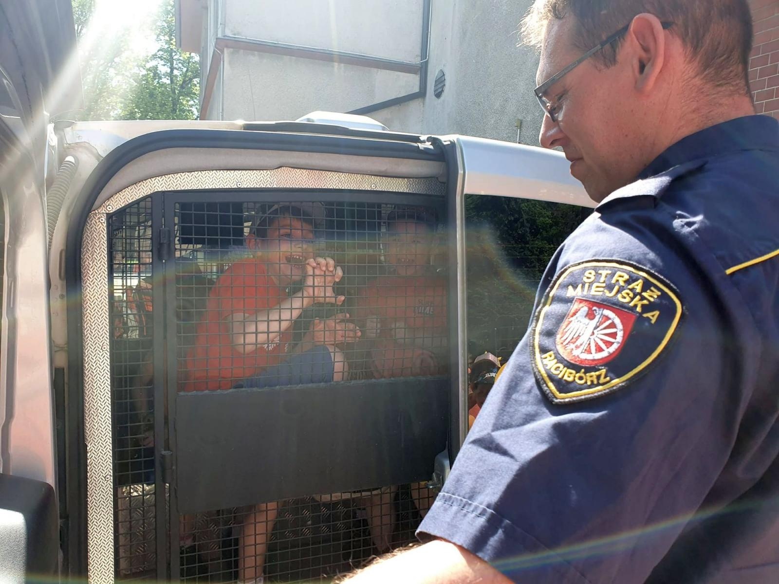 Zdjęcie w galerii na portalu naszraciborz.pl: Dzień Dziecka na Kochanowskiego wiadomości z regionu