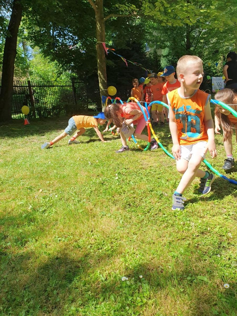 Zdjęcie w galerii na portalu naszraciborz.pl: Dzień Dziecka na Kochanowskiego wiadomości z regionu