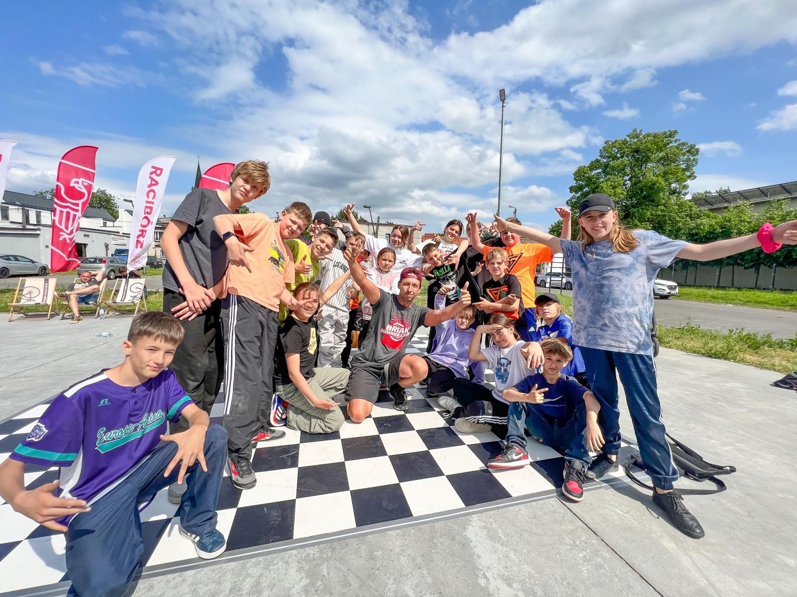 Zdjęcie w galerii na portalu naszraciborz.pl: Breaking na Zamkowej, breaking pod Muzeum [FOTO i WIDEO] wiadomości z regionu