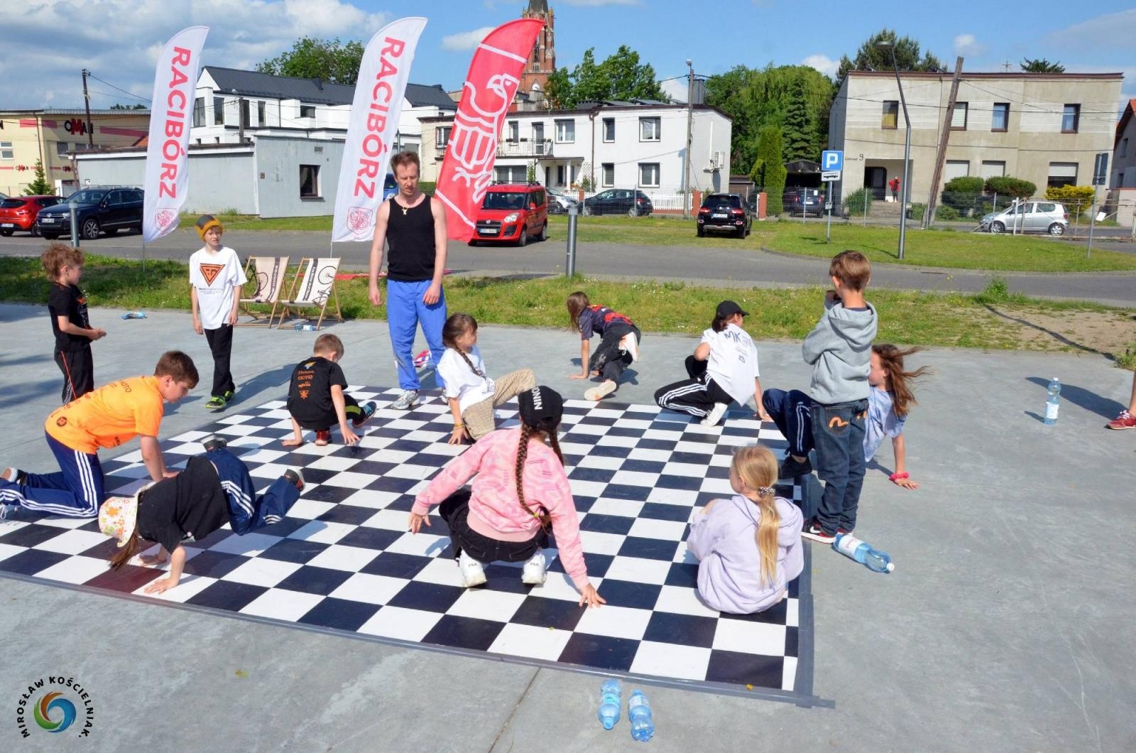 Zdjęcie w galerii na portalu naszraciborz.pl: Breaking na Zamkowej, breaking pod Muzeum [FOTO i WIDEO] wiadomości z regionu