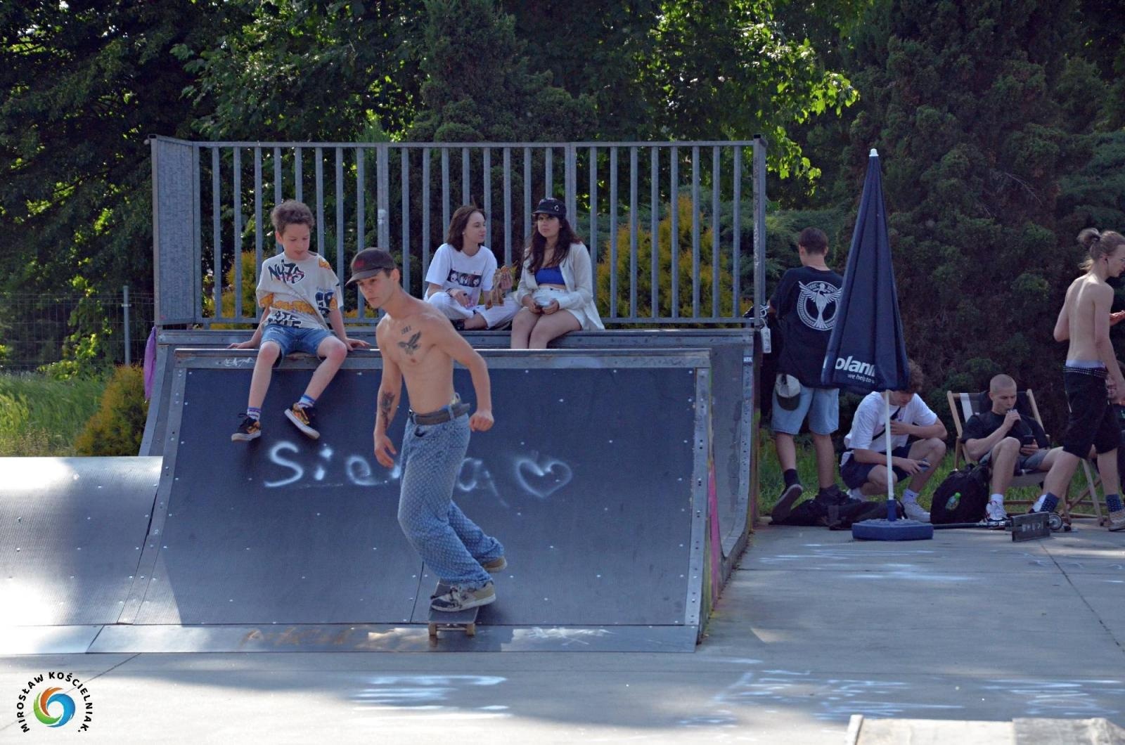 Zdjęcie w galerii na portalu naszraciborz.pl: Breaking na Zamkowej, breaking pod Muzeum [FOTO i WIDEO] wiadomości z regionu