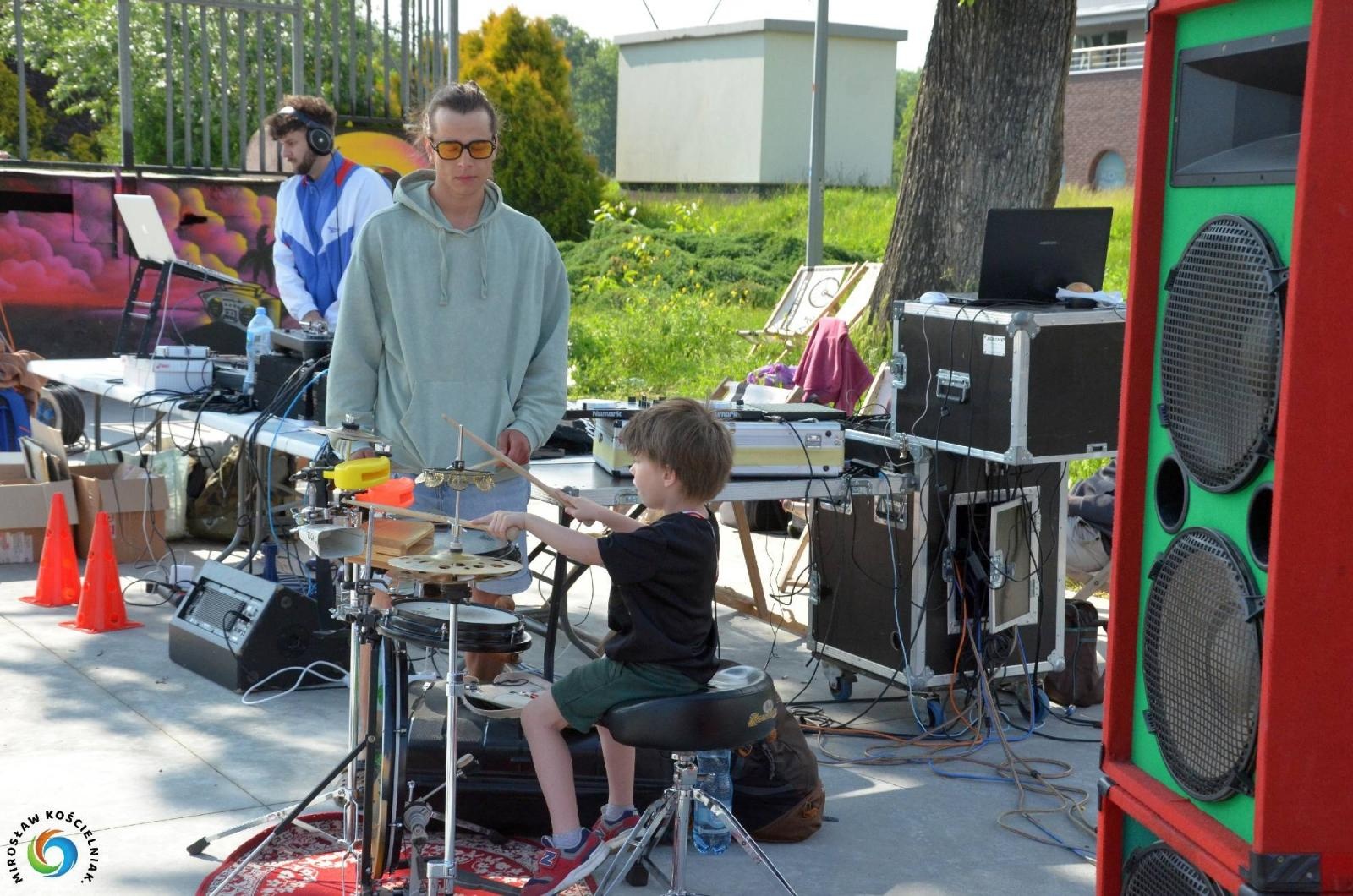 Zdjęcie w galerii na portalu naszraciborz.pl: Breaking na Zamkowej, breaking pod Muzeum [FOTO i WIDEO] wiadomości z regionu