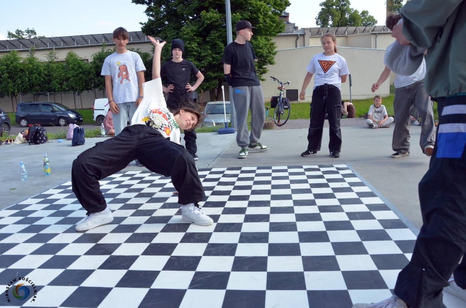 Zdjęcie w galerii na portalu naszraciborz.pl: Breaking na Zamkowej, breaking pod Muzeum [FOTO i WIDEO] wiadomości z regionu