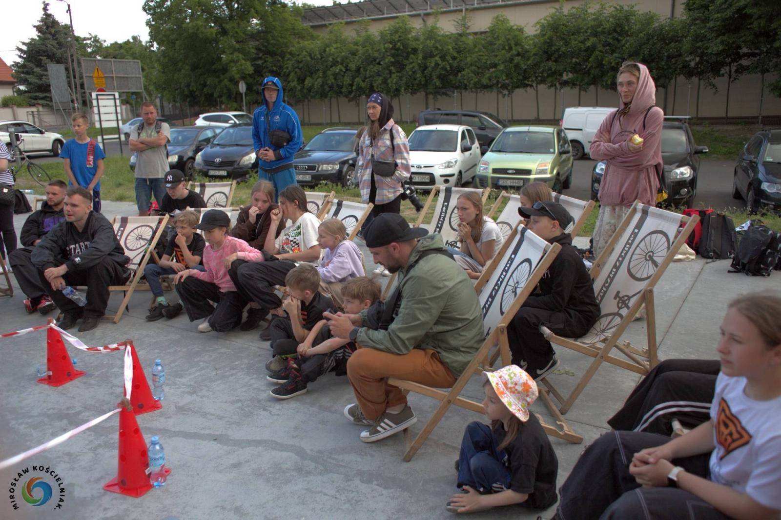 Zdjęcie w galerii na portalu naszraciborz.pl: Breaking na Zamkowej, breaking pod Muzeum [FOTO i WIDEO] wiadomości z regionu