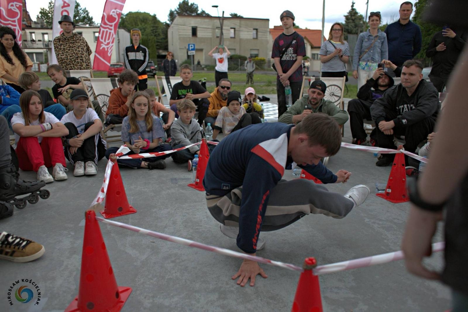 Zdjęcie w galerii na portalu naszraciborz.pl: Breaking na Zamkowej, breaking pod Muzeum [FOTO i WIDEO] wiadomości z regionu
