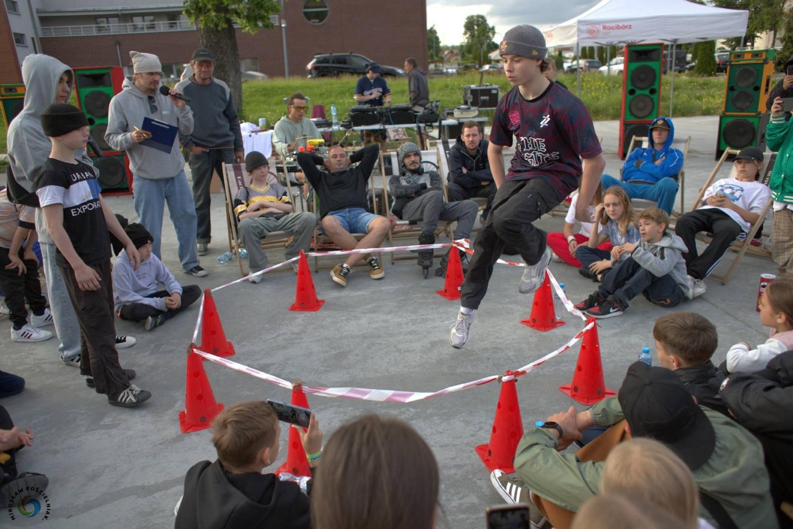 Zdjęcie w galerii na portalu naszraciborz.pl: Breaking na Zamkowej, breaking pod Muzeum [FOTO i WIDEO] wiadomości z regionu