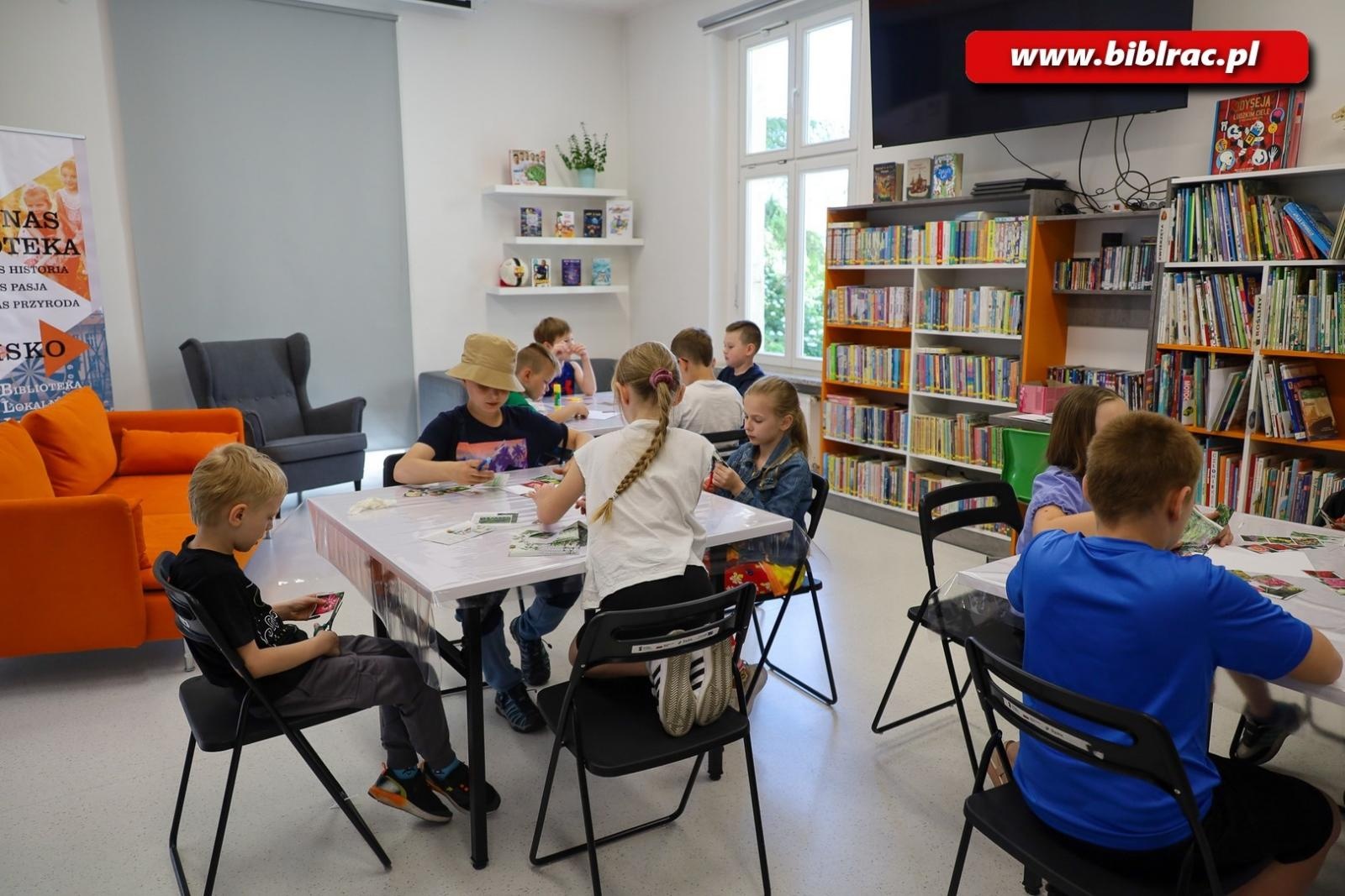 Zdjęcie w galerii na portalu naszraciborz.pl: Książka to ogród - tydzień czytania dzieciom wiadomości z regionu