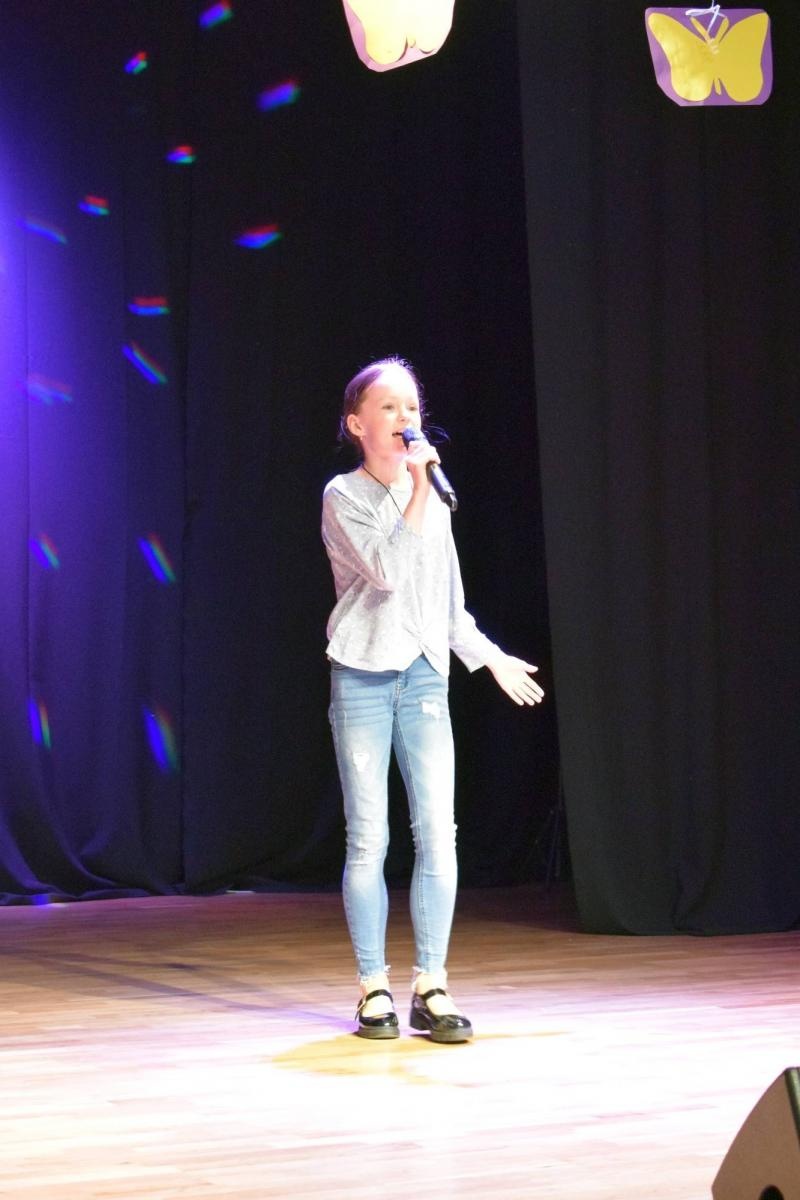 Zdjęcie w galerii na portalu naszraciborz.pl: Znamy najlepszych wokalistów Powiatowego Festiwalu Twórczości Artystycznej wiadomości z regionu