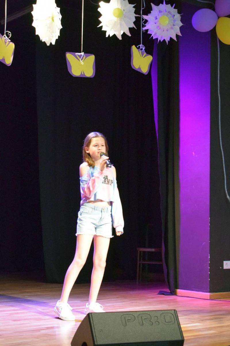 Zdjęcie w galerii na portalu naszraciborz.pl: Znamy najlepszych wokalistów Powiatowego Festiwalu Twórczości Artystycznej wiadomości z regionu