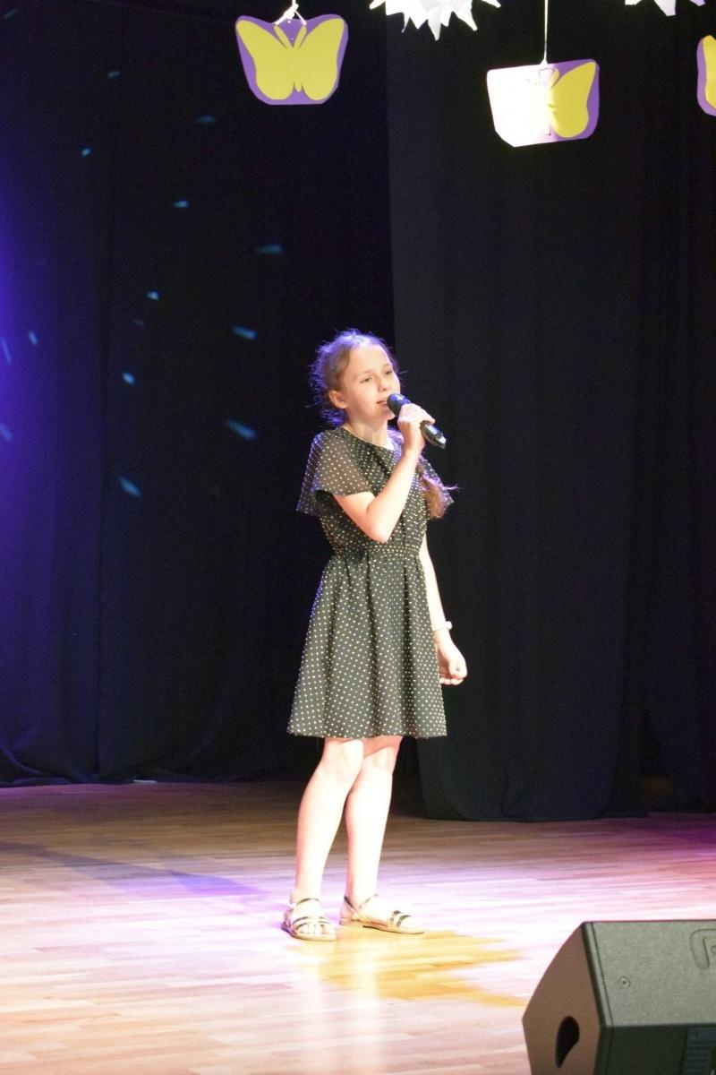 Zdjęcie w galerii na portalu naszraciborz.pl: Znamy najlepszych wokalistów Powiatowego Festiwalu Twórczości Artystycznej wiadomości z regionu