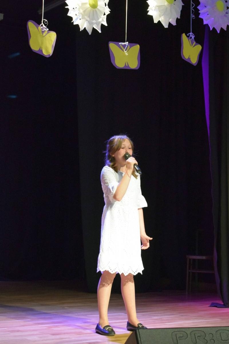 Zdjęcie w galerii na portalu naszraciborz.pl: Znamy najlepszych wokalistów Powiatowego Festiwalu Twórczości Artystycznej wiadomości z regionu