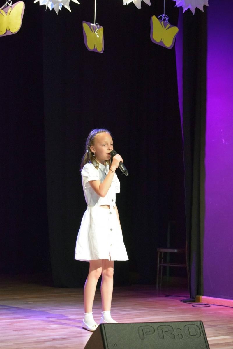 Zdjęcie w galerii na portalu naszraciborz.pl: Znamy najlepszych wokalistów Powiatowego Festiwalu Twórczości Artystycznej wiadomości z regionu