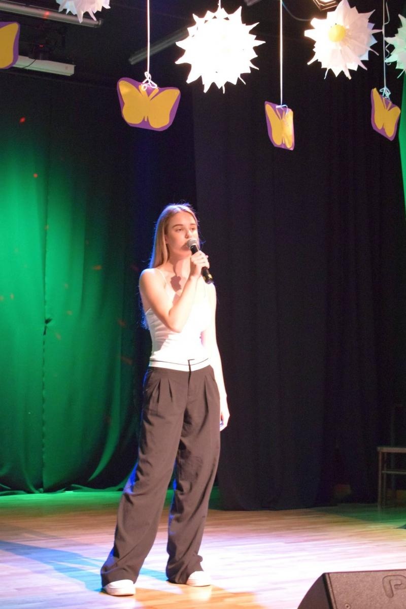 Zdjęcie w galerii na portalu naszraciborz.pl: Znamy najlepszych wokalistów Powiatowego Festiwalu Twórczości Artystycznej wiadomości z regionu